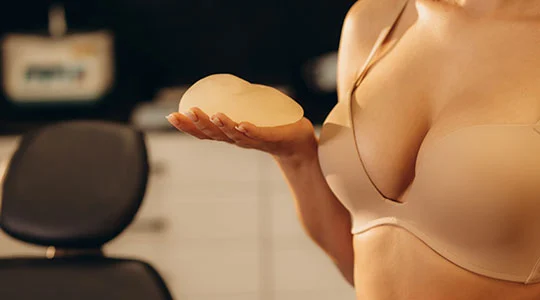 Brustvergrößerung in Antalya: Heilungsverlauf