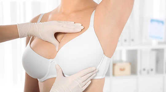 Wie viele Tage sollte man für eine Brustverkleinerung in Antalya einplanen 2026 Tag-für-Tag-Reiseplan